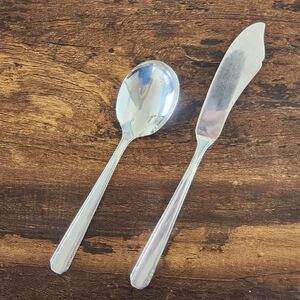 Oneida ELAINE Sugar Spoon Butter Knife Set 2 Serving Flatware Silverware Vintage